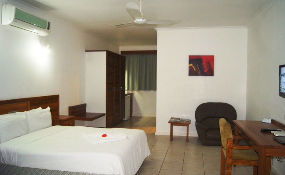 Madang Star International Hotel Bagian luar foto