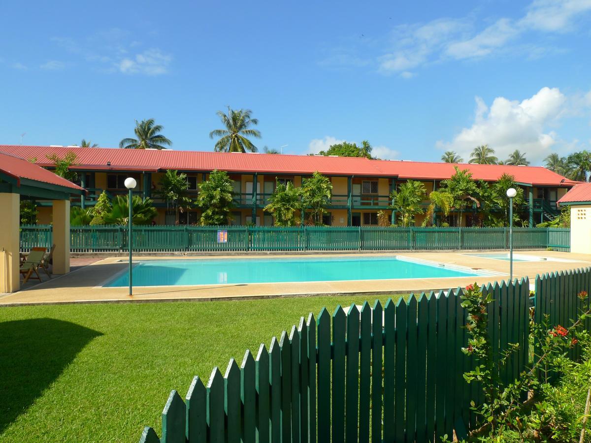 Madang Star International Hotel Bagian luar foto