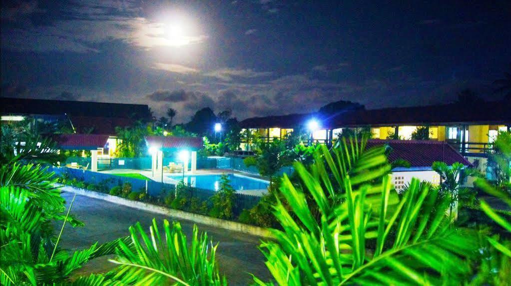 Madang Star International Hotel Bagian luar foto